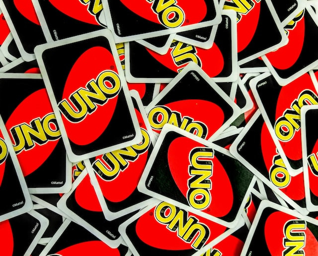 Sådan spiller du Uno – En guide til begyndere